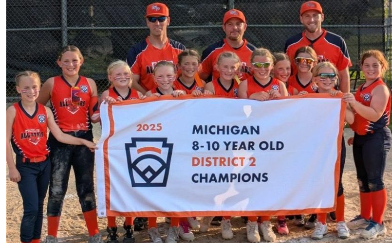 Little Majors Softball D2 Champs!